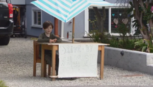 Read more about the article 6-Year-Old Runs Joke Stand To Make People Smile And Laugh
