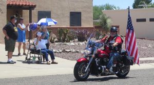 Read more about the article Act of Kindness: Veteran Celebrates 100 with a Big Parade Arranged by his Daughter-in-law