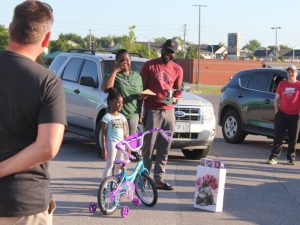 Read more about the article Good Samaritan Dad Club Launches Fundraiser for Immigrant Family